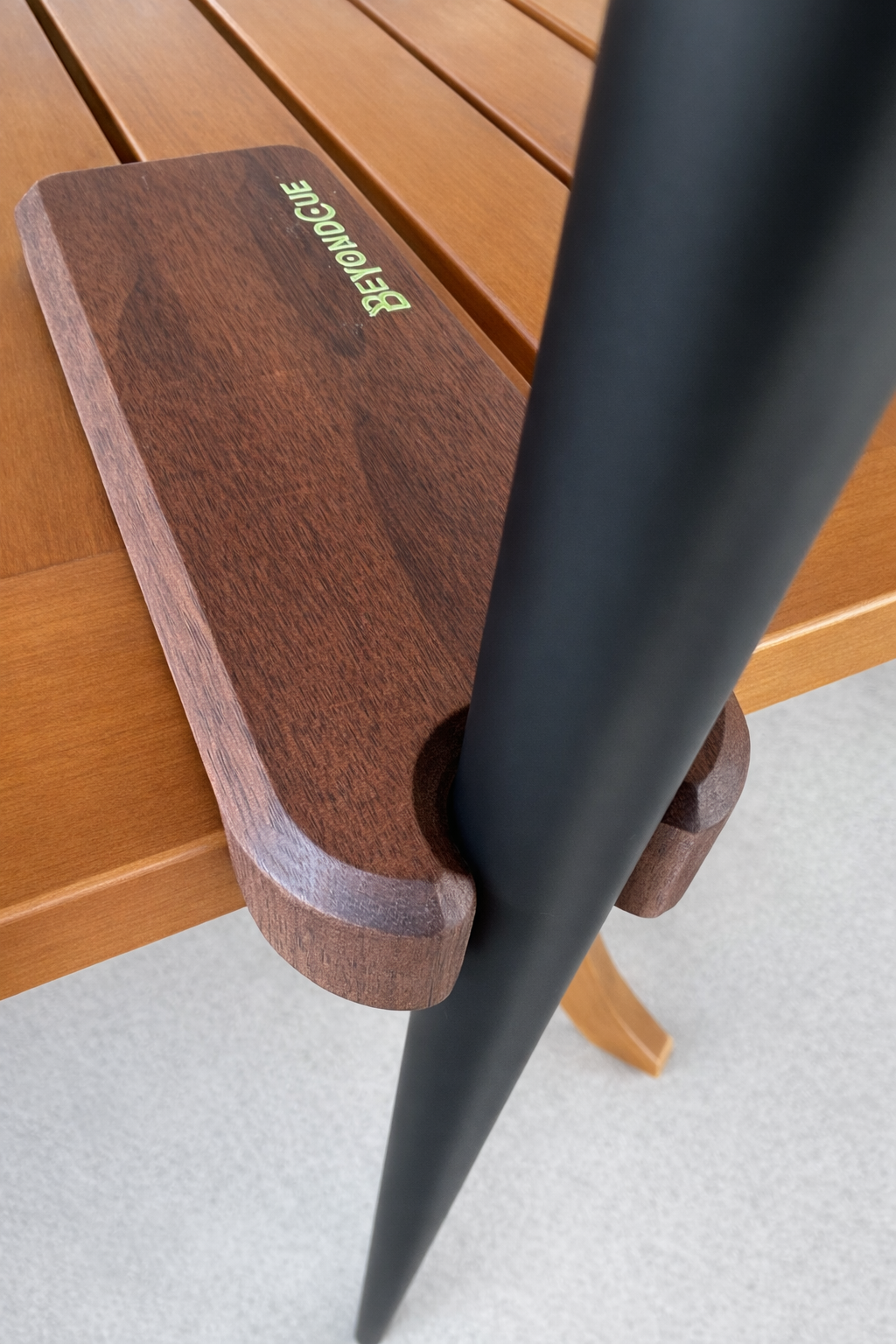 Altair Jump Cue Holder