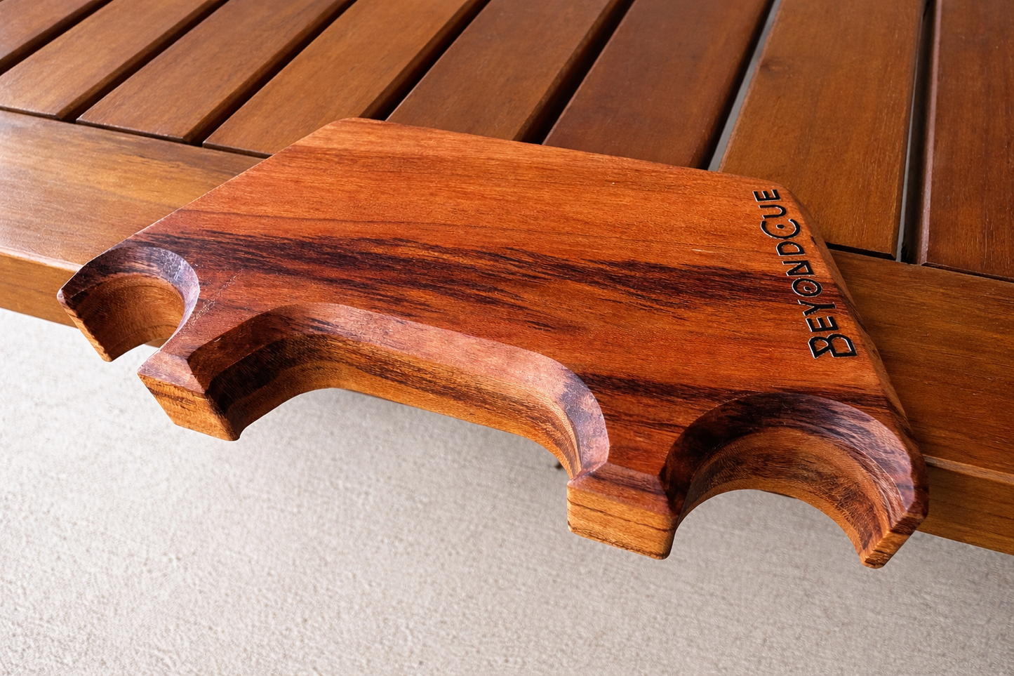 Gemini Two Cue Holder